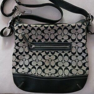 Authentic Coach purse, Grey, Number HO4K-9349